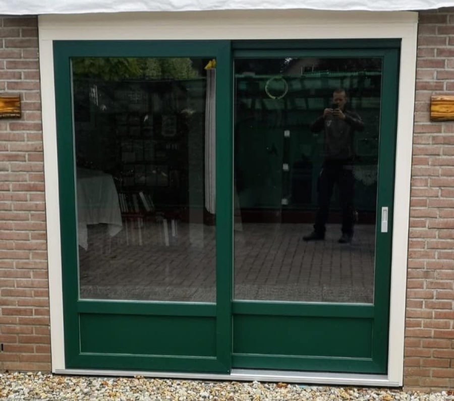 Groene schuifpui
